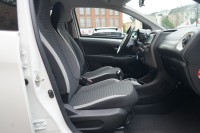Toyota Aygo X 1.0 x-play club Aut.