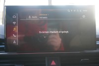 Audi A4 Quattro 40 2.0 TDI quattro S line