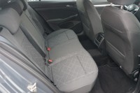 VW Golf VIII Variant 1.5 eTSI DSG