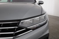 VW Passat Variant 2.0 TSI DSG R-Line