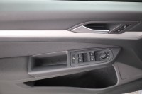 VW Golf VIII Variant 1.0 TSI