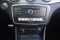 Mercedes-Benz Shooting Brake CLA 180 AMG Line 7G-DCT
