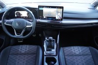 VW Golf VIII Variant 1.5 TSI R-Line