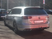 VW Passat Variant 2.0 R-Line 4Motion