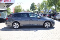 VW Golf VIII Variant Life eTSI