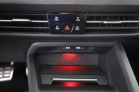 VW Golf VIII 2.0 TSI DSG GTI