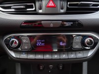 Hyundai i30 cw 1.5 T-GDI DCT Intro Edition M-Hybrid