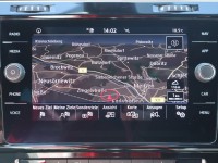 VW Golf VII 2.0 TDI DSG R-Line Pano VC