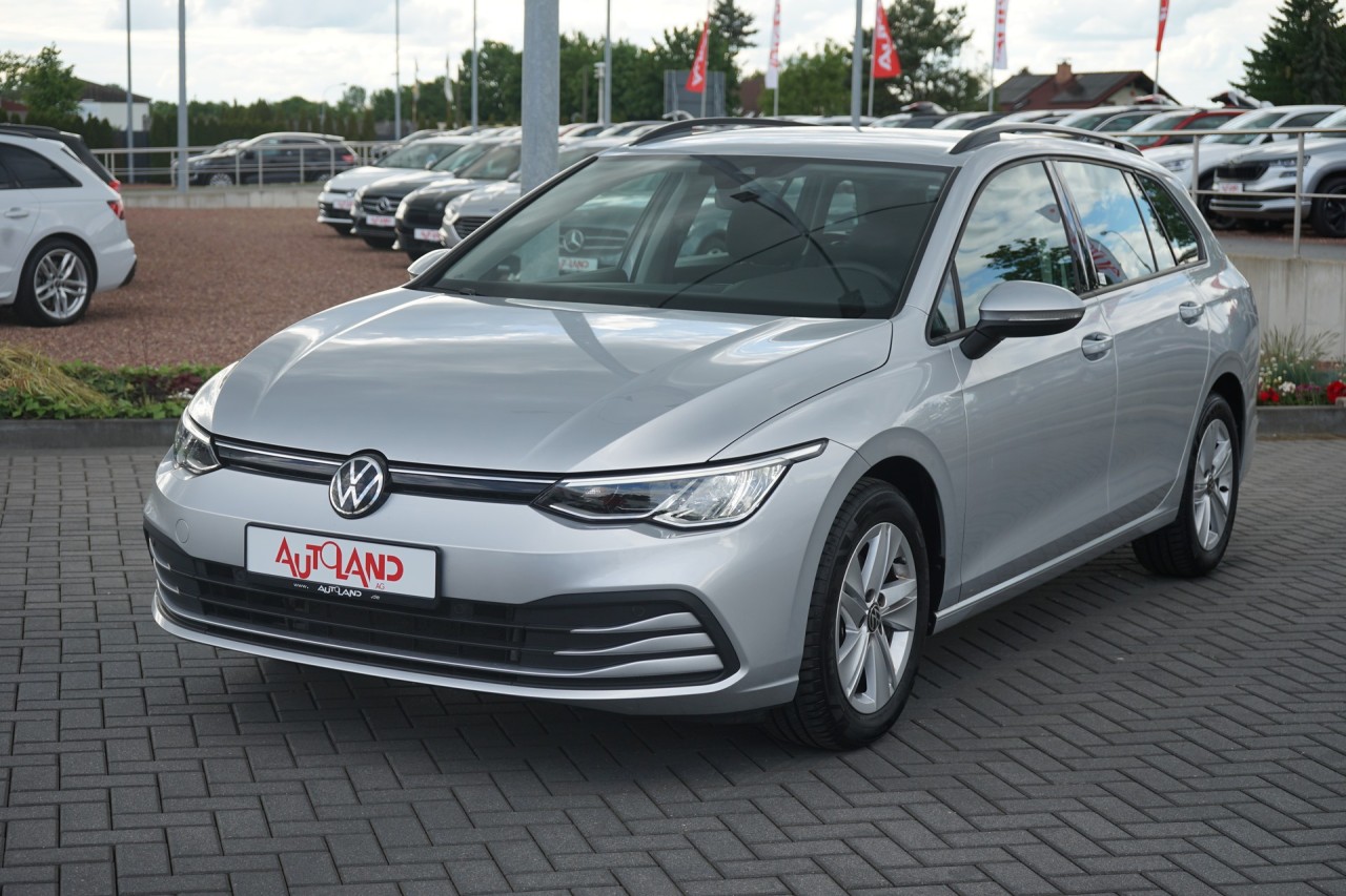 VW Golf VIII Variant 1.0 Life