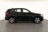 BMW X1 18i Sport Line