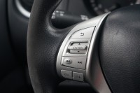 Nissan Navara 2.3 dCi Visia Double Cab 4x4
