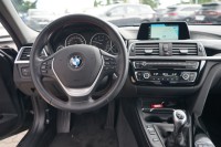 BMW 318 i Touring Sport Line