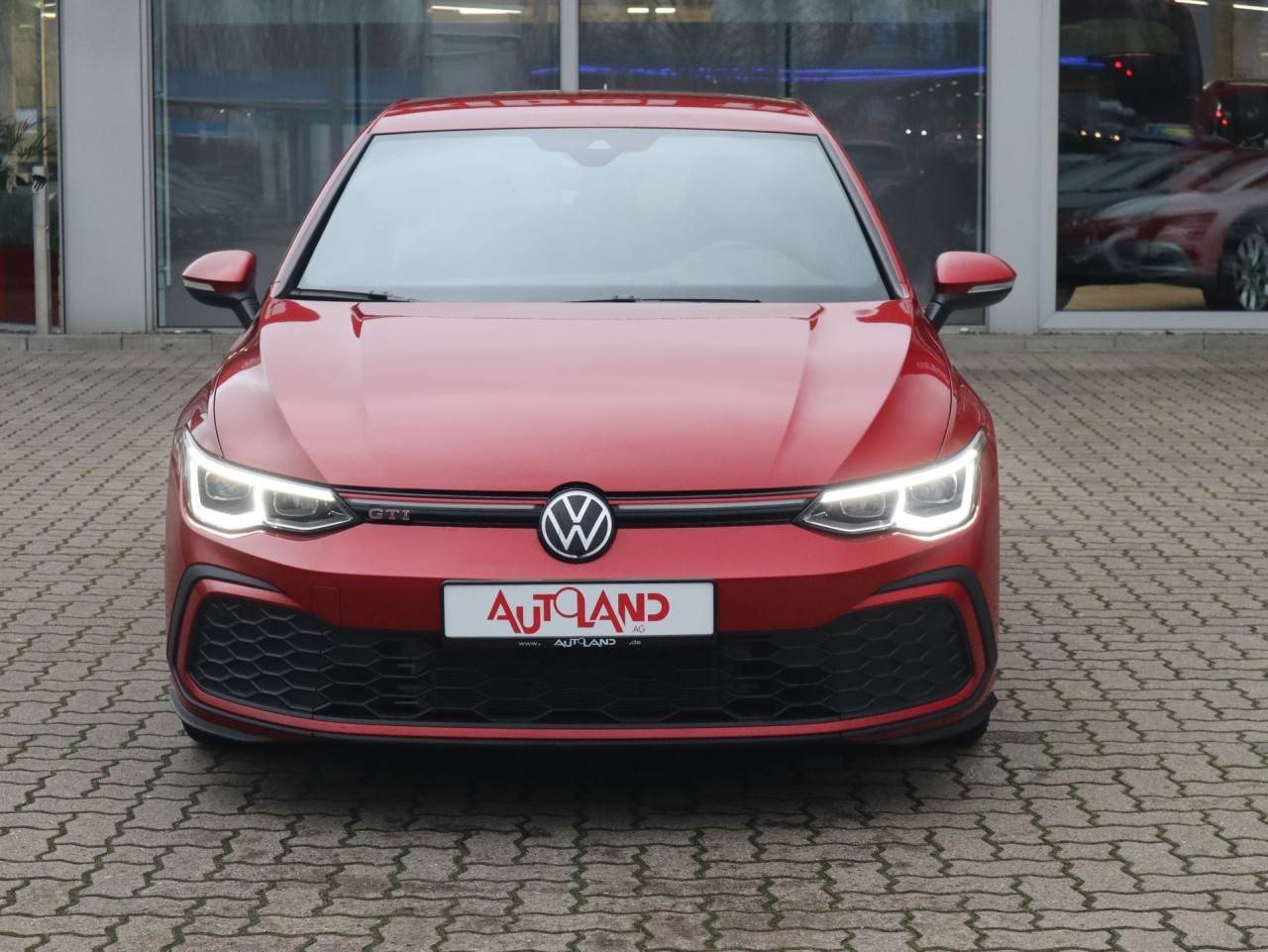 VW Golf VIII 2.0 TSI DSG GTI