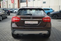 Mercedes-Benz GLA 200 Standard
