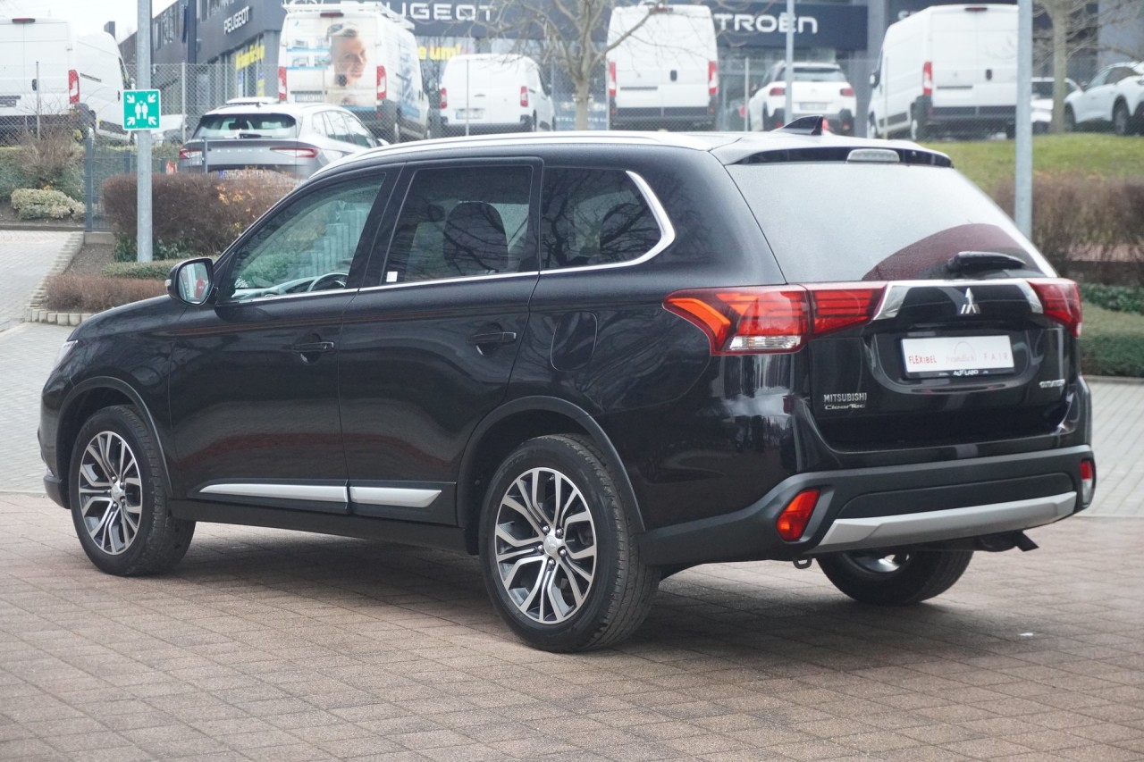 Mitsubishi Outlander 2.0 MIVEC Edition 100 CVT