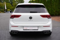 VW Golf VIII 1.5 16V TSI R-Line
