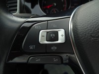 VW Golf VII 1.5 TSI Highline R-Line
