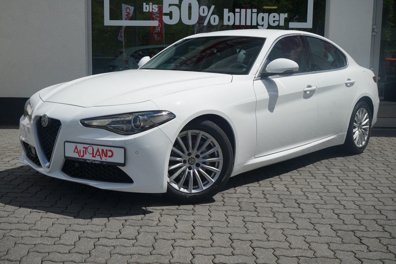 Alfa Romeo Giulia 2.2 JTDM Basis
