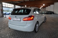 BMW 225 xe