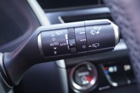 Lexus UX 2.0 Hybrid 250 h