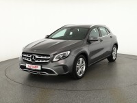 Mercedes-Benz GLA 180 LED Navi Sitzheizung Teilleder PDC ACC