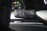 VW Golf VIII Variant 1.5 eTSI DSG Life