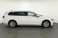 VW Passat Variant 2.0 TDI DSG Elegance
