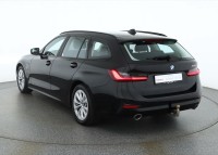 BMW 320 e Touring Advantage