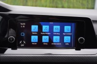 VW Golf VIII 1.5 16V TSI R-Line