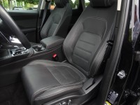 Jaguar E-Pace E-PACE 2.0 R-Dynamic HSE AWD