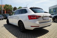 Skoda Superb Combi 2.0 TDI DSG