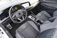 VW Golf VIII Variant 2.0 R-Line DSG
