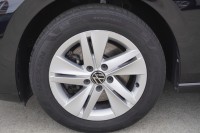 VW Golf VIII Variant 2.0 TDI Life DSG