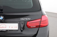 BMW 320 i Touring Sport Line