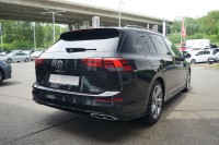 VW Golf VIII Variant 1.5 TSI R-Line