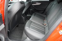 Audi A4 40 TFSI Avant S line