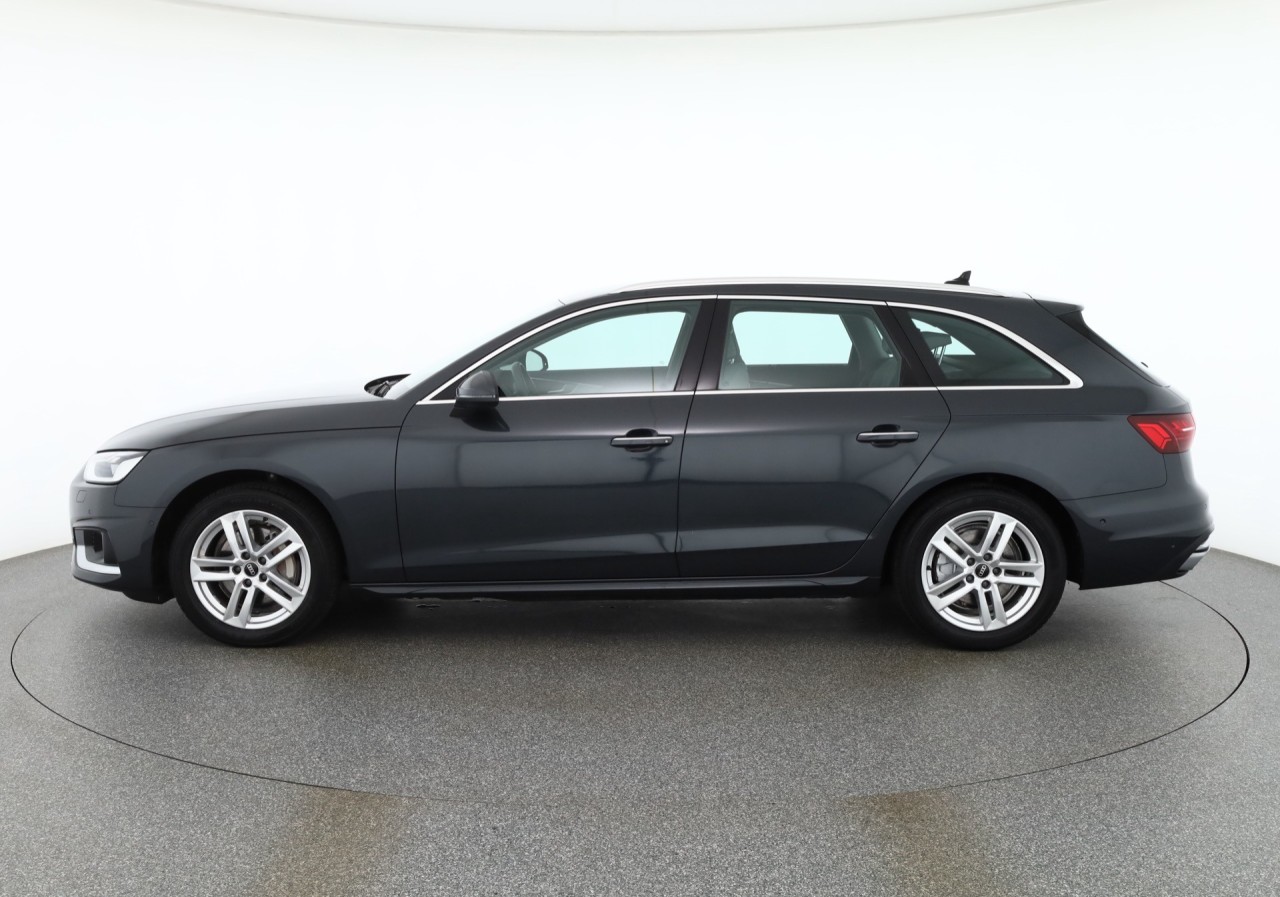 Audi A4 Avant 40 TFSI advanced