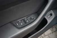 VW Passat Variant 1.5 TSI Business Pano Stdhz.