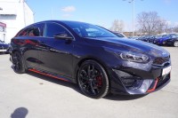 Kia pro_cee'd ProCeed 1.6 T-GDI GT Bastuck