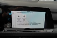 VW Golf VIII 1.5 eTSI R-Line