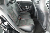 Mercedes-Benz CLA 200 Shooting Brake AMG Line