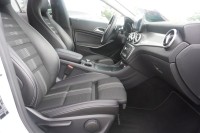 Mercedes-Benz Shooting Brake CLA 180 Urban