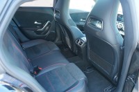 Mercedes-Benz CLA 220 220d AMG Line