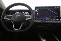 VW Passat Variant 1.5 eTSI DSG