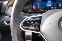 VW Golf VIII Variant 2.0 R-Line