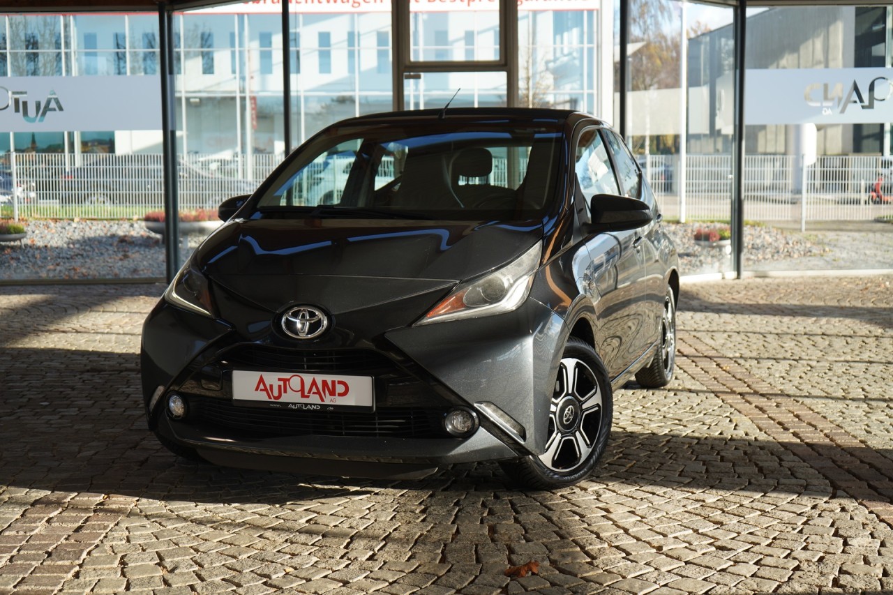 Toyota Aygo AYGO 1.0 x