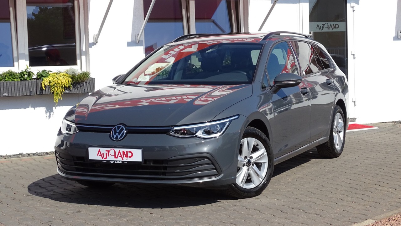 VW Golf VIII Variant 1.0 TSI Life