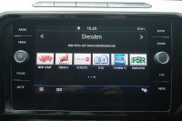 VW Passat Variant 1.5 TSI Highline R-Line