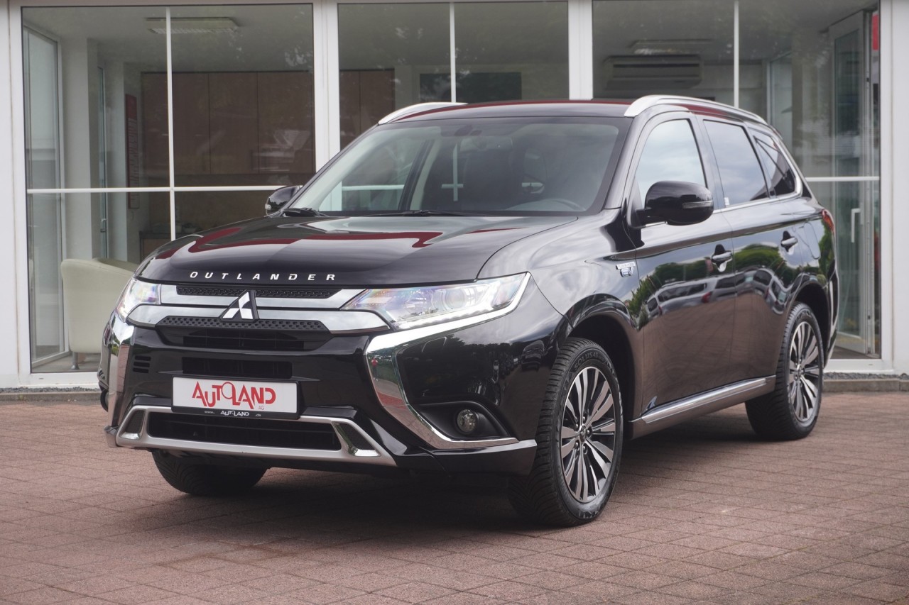 Mitsubishi Outlander 2.0 MIVEC Diamant Edition 2WD