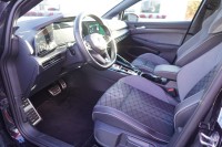 VW Golf VIII 2.0 R-Line 4M SHZ VC